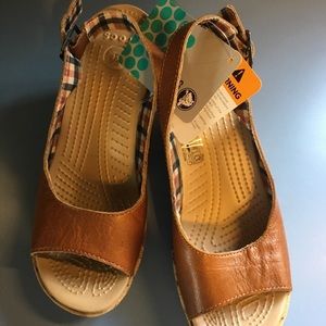 NWT Women’s croc wedges.